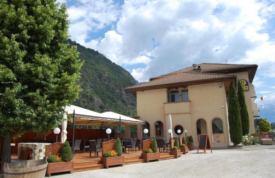 Hotel Mondschein Plaus Esterno foto